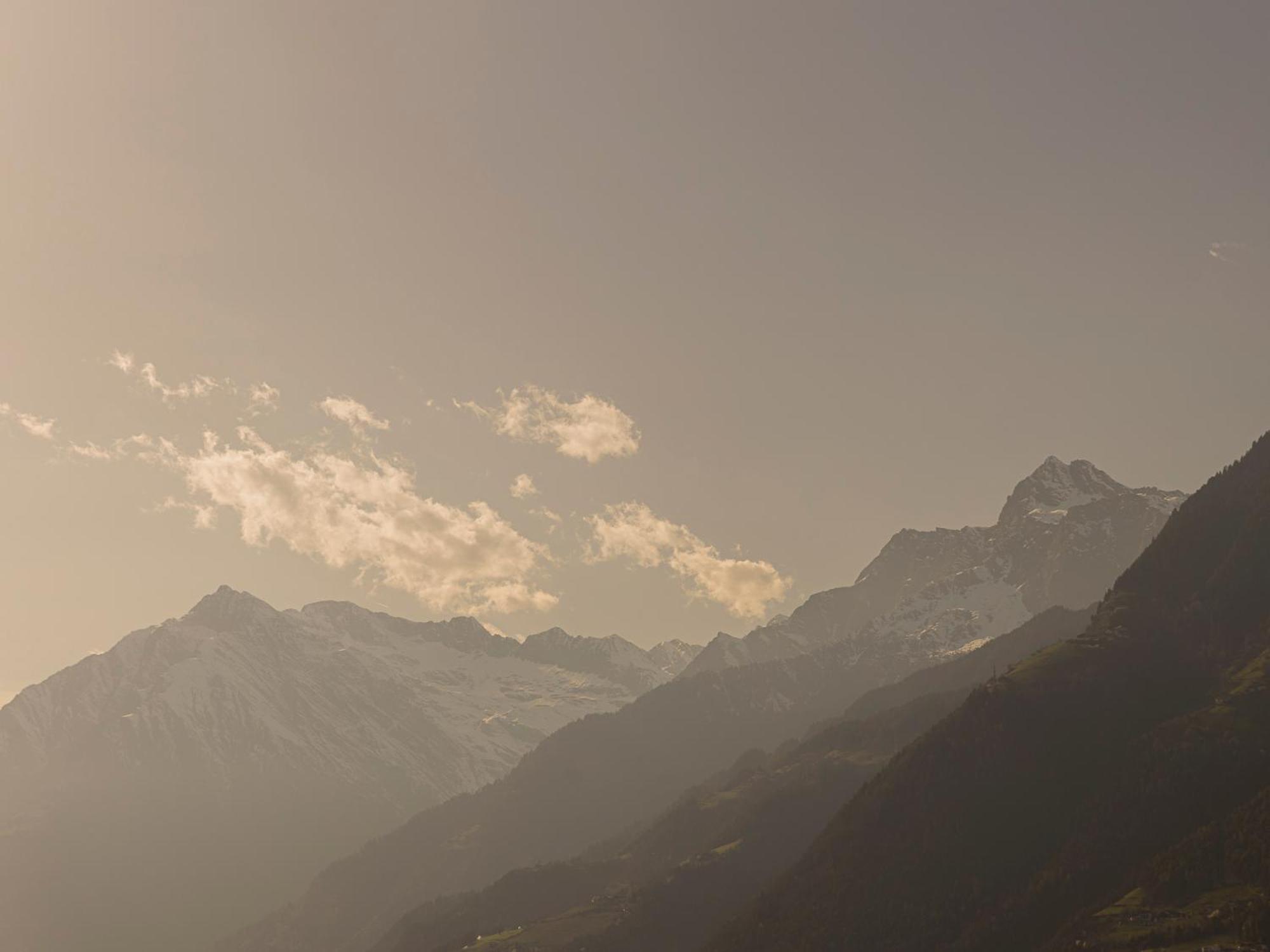 Pension Hoefler - Fernblick Schenna Luaran gambar